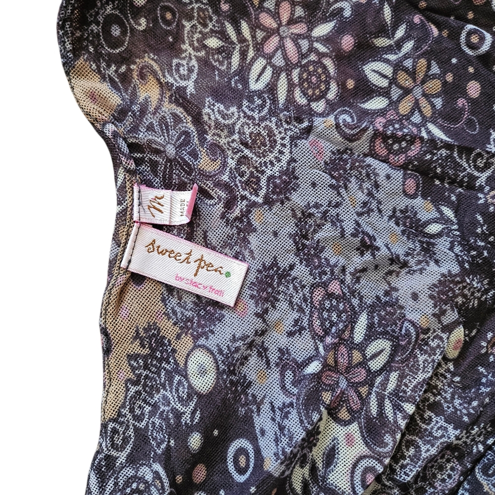 Sweet Pea Floral Patterned Top - Picture 2 of 3